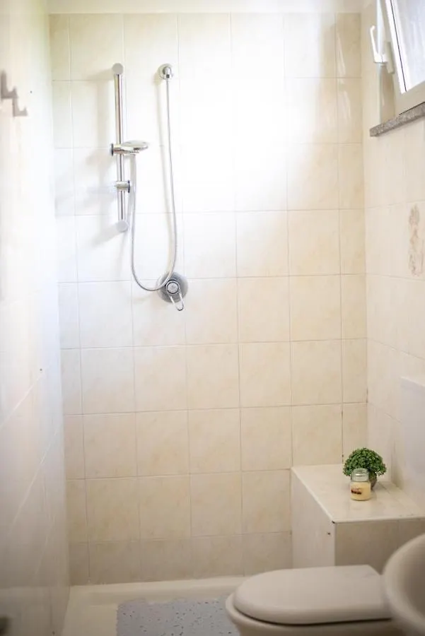 Appartamento [Lake Maggiore Apt] ✦ Relax accanto alla spiaggia Lisanza